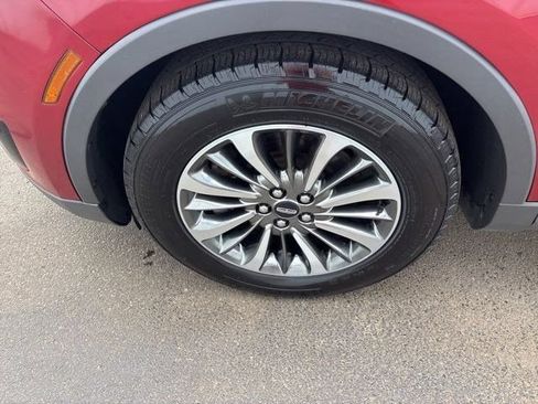 Used 2019 Lincoln Nautilus Select AWD/4WD image 46