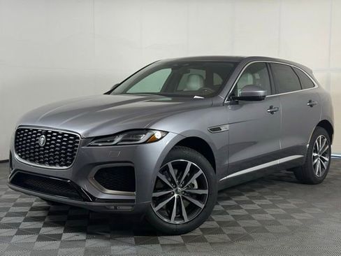 Certified 2026 Jaguar F-PACE R-Dynamic S image 1