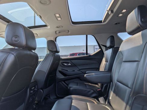 Used 2018 Chevrolet Traverse LT AWD/4WD image 10