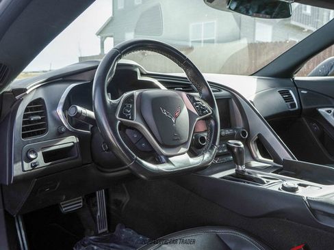 Used 2018 Chevrolet Corvette Stingray Coupe w/ 1LT image 23