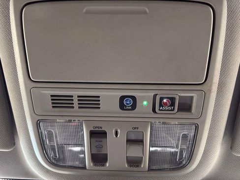 Used 2019 Honda Accord Touring image 33