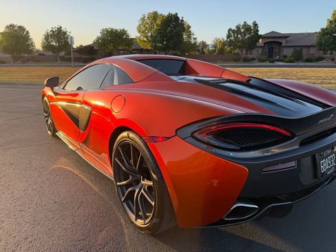 Used 2019 McLaren 570S Spider RWD image 13