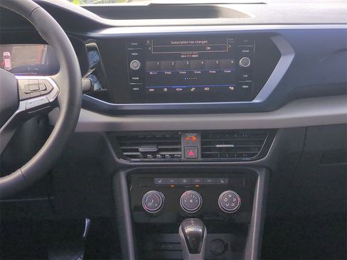 Used 2023 Volkswagen Taos SE image 18