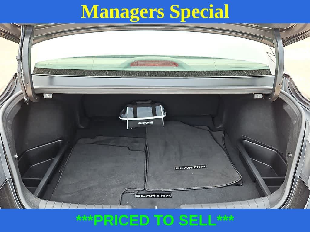 Certified 2025 Hyundai Elantra Sport w/ Cargo Package FWD image 29