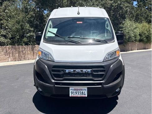 Used 2024 RAM ProMaster 1500 w/ Safety Group FWD image 4