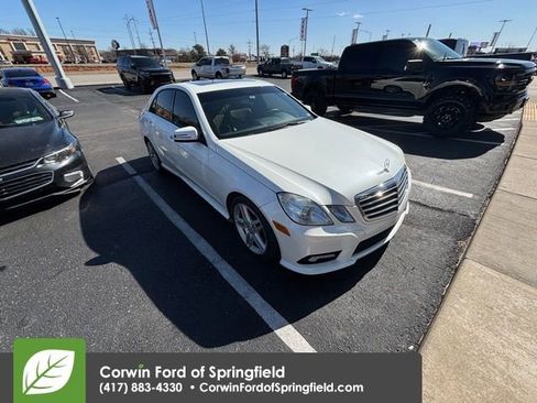 Used 2011 Mercedes-Benz E 350 Sedan image 2