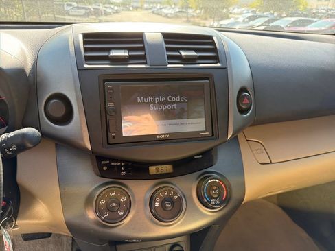 Used 2010 Toyota RAV4 2WD w/ Base L4 Extra Value Pkg image 24