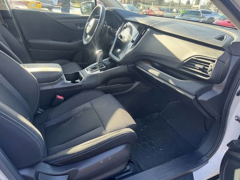 Used 2022 Subaru Outback Premium image 15