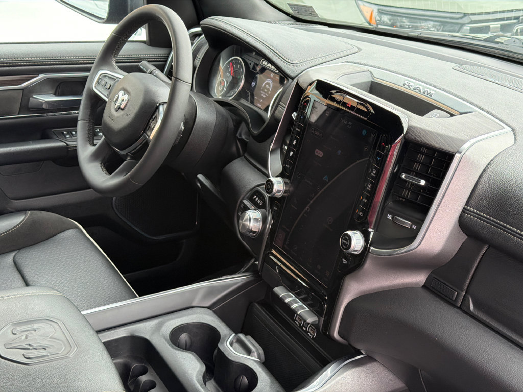 Used 2026 RAM 1500 Laramie AWD/4WD image 9