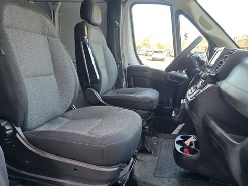Used 2023 RAM ProMaster 2500 FWD image 18