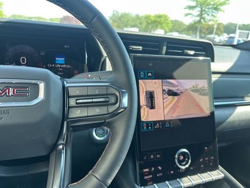 New 2026 GMC Terrain AT4 w/ Technology Package II AWD/4WD image 23