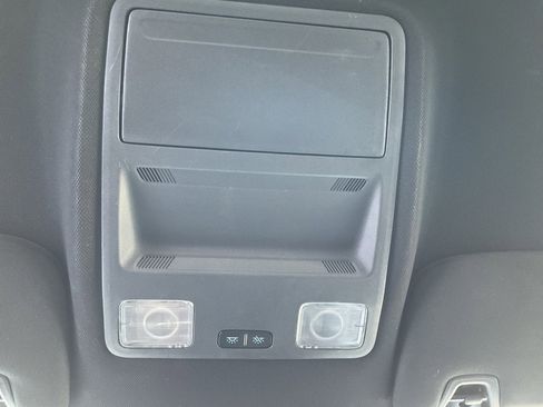 Used 2024 Ford Mustang Premium image 23