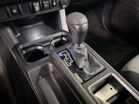 Used 2023 Toyota Tacoma TRD Off-Road image 15