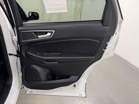 Used 2024 Ford Edge SEL w/ Convenience Package AWD/4WD image 12