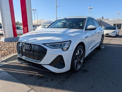 Used 2021 Audi e-tron Premium w/ Towing Package image 2