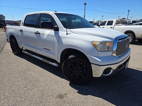 Used 2013 Toyota Tundra 2WD CrewMax w/ SR5 Pkg image 11