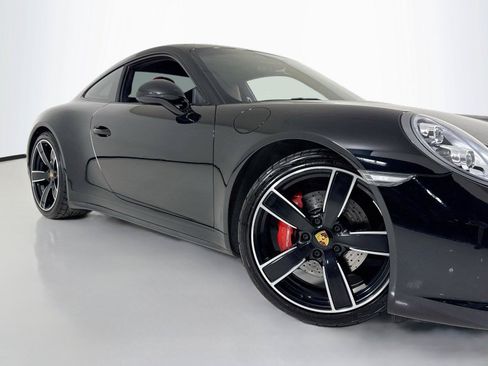 Used 2017 Porsche 911 Carrera 4S AWD/4WD image 38