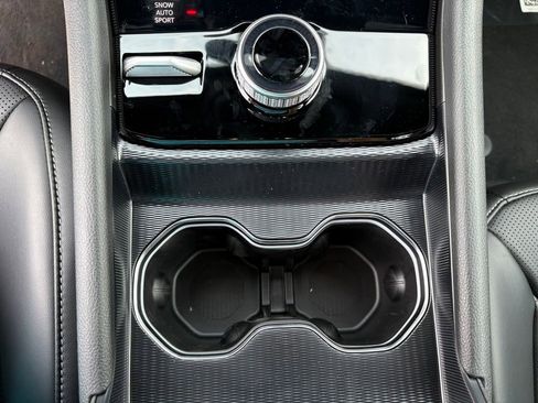 New 2025 Jeep Grand Cherokee L Limited w/ Luxury Tech Group II image 28