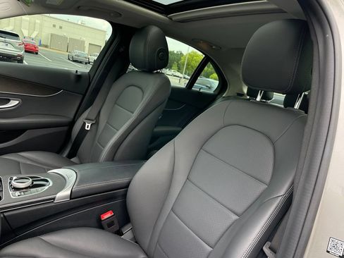 Used 2019 Mercedes-Benz C 300 Sedan image 25
