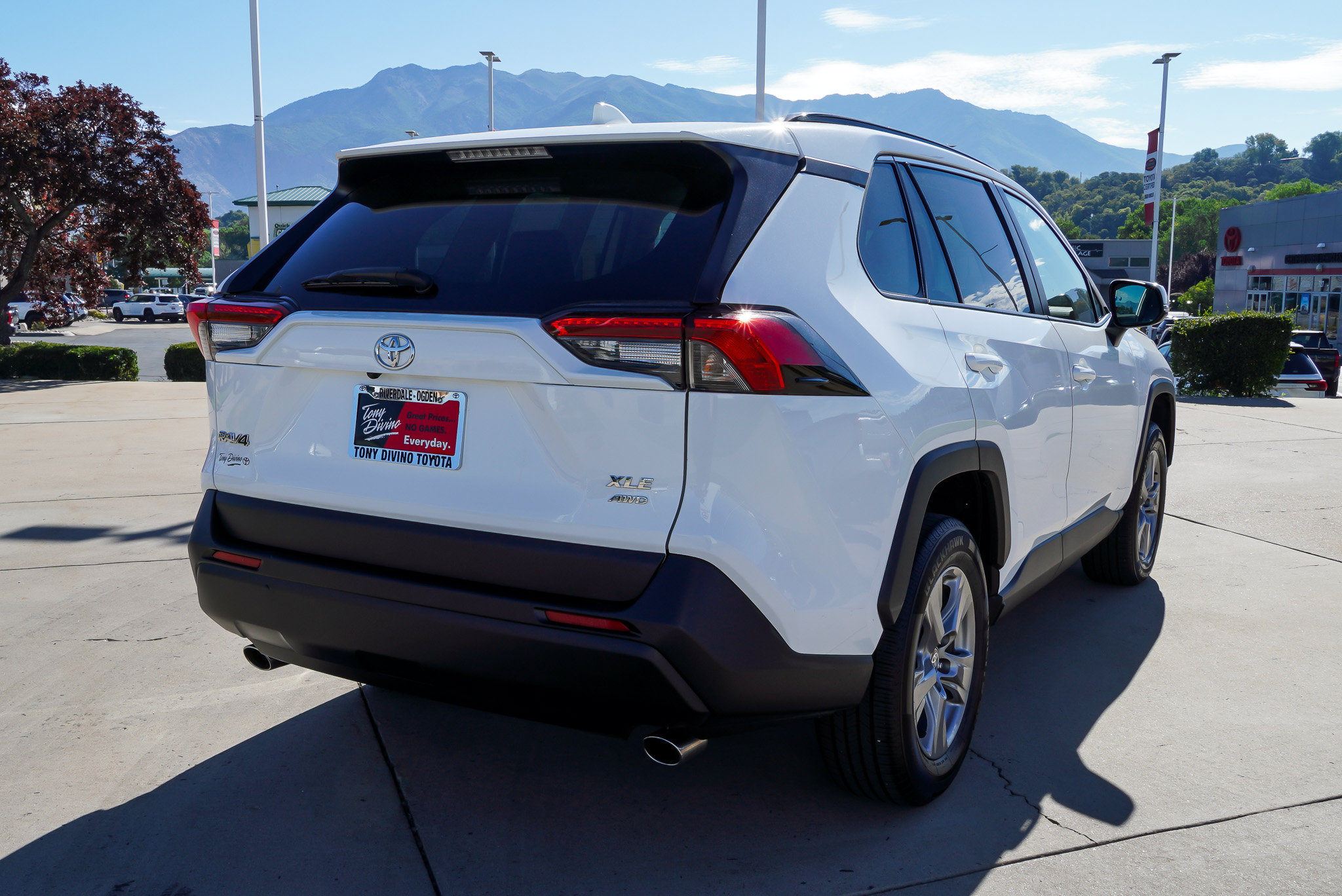 Certified 2024 Toyota RAV4 XLE AWD/4WD image 8