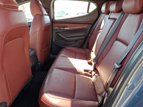 Used 2020 MAZDA MAZDA3 Hatchback w/ Premium Package image 10