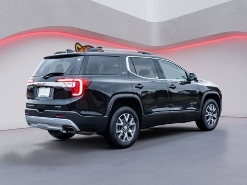 Used 2023 GMC Acadia SLT image 5