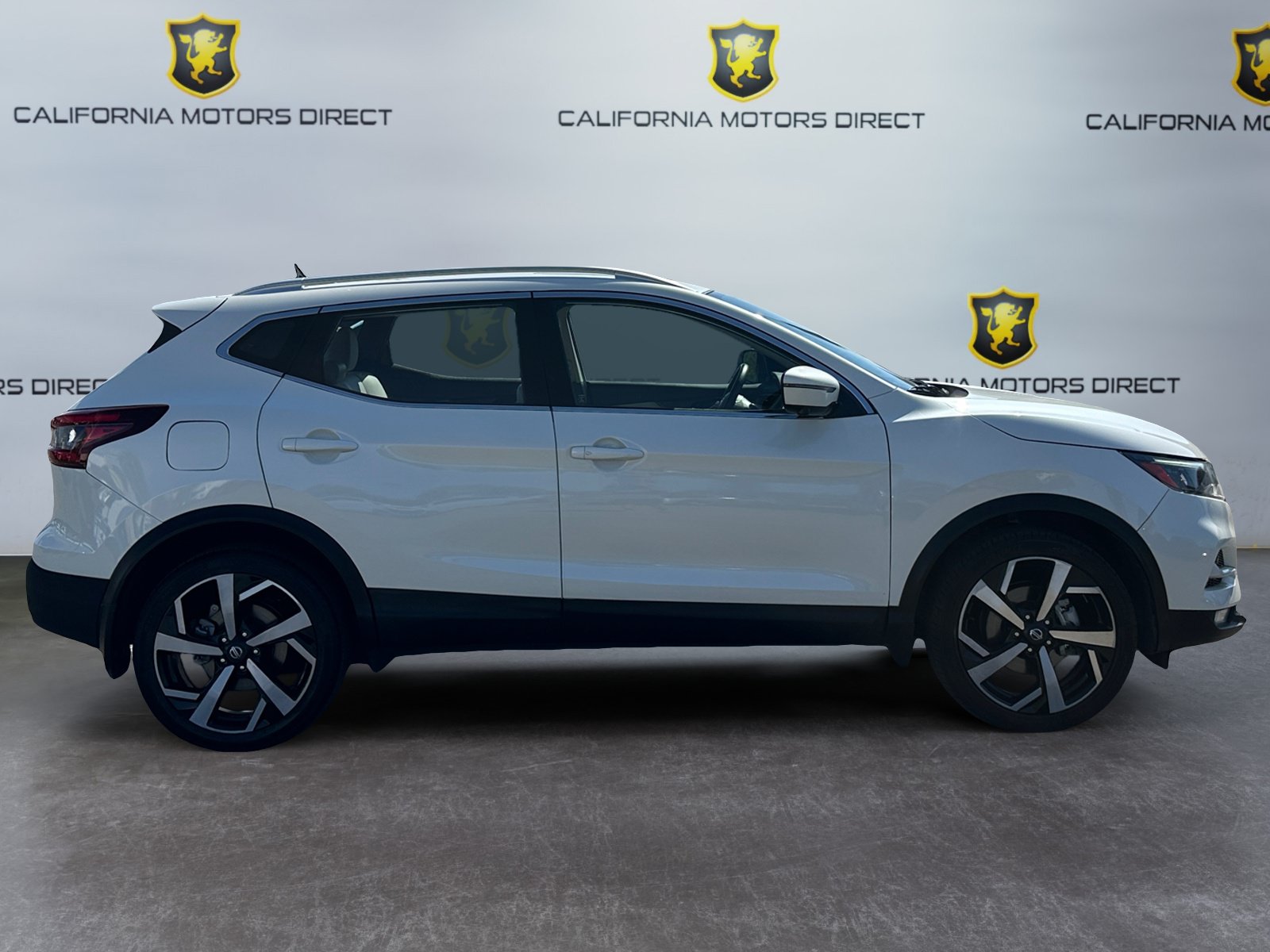 Used 2022 Nissan Rogue Sport SL w/ Premium Package AWD/4WD image 6
