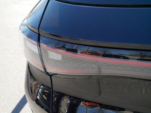 Used 2023 Volkswagen ID.4 Pro S image 17