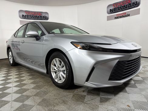 Used 2026 Toyota Camry LE FWD image 1