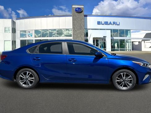 Used 2023 Kia Forte LXS FWD image 6