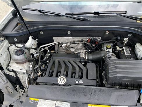 Used 2021 Volkswagen Atlas SE w/ Panoramic Sunroof Package AWD/4WD image 32