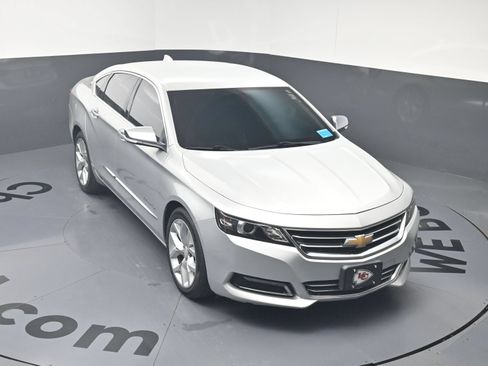 Used 2019 Chevrolet Impala Premier FWD image 22