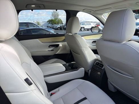 Used 2024 MAZDA CX-90 3.3 Turbo S w/ Premium Plus image 6