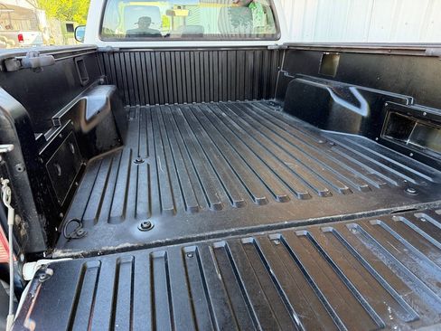 Used 2008 Toyota Tacoma 2WD Regular Cab w/ Enhancement Pkg image 19
