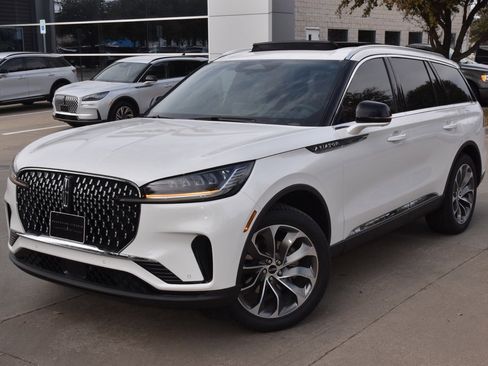 New 2026 Lincoln Aviator Reserve image 12