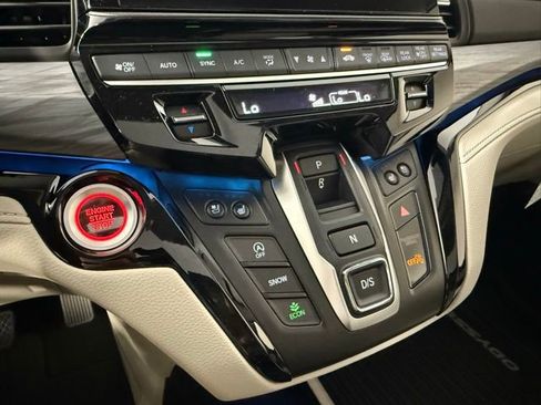 New 2026 Honda Odyssey Elite image 22