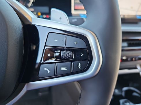 New 2026 BMW 330i Sedan w/ M Sport Package image 18