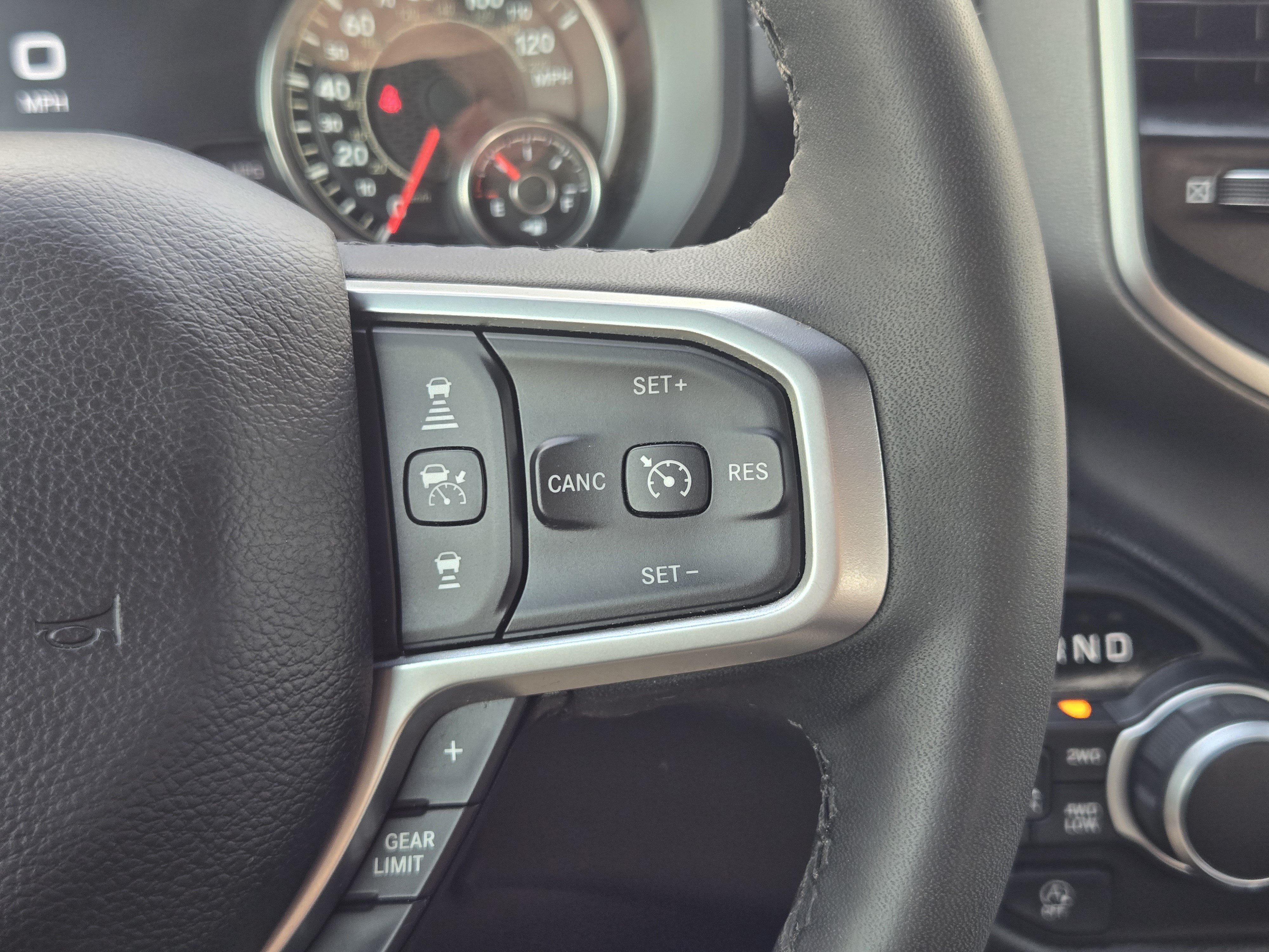 Used 2025 RAM 1500 Big Horn AWD/4WD image 28