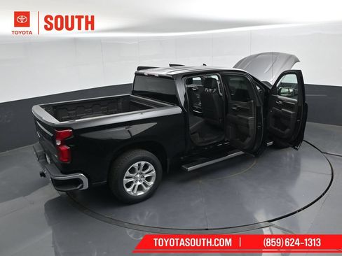 Used 2022 Chevrolet Silverado 1500 LTZ w/ Z71 Off-Road Package AWD/4WD image 56