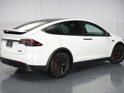 Used 2024 Tesla Model X Plaid image 14