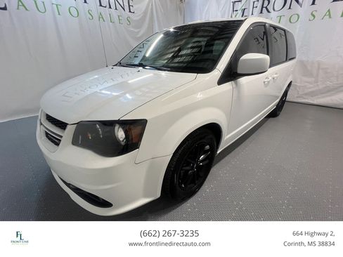 Used 2019 Dodge Grand Caravan GT FWD image 3