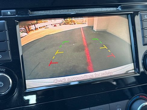 Used 2020 Nissan Rogue S image 20