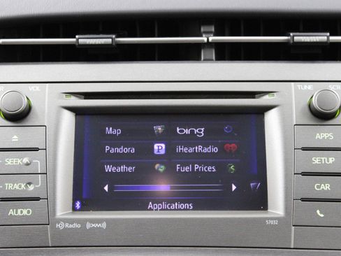 Used 2015 Toyota Prius Three image 23