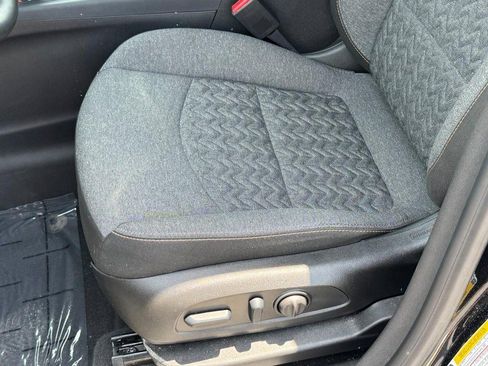 Used 2024 Chevrolet Equinox LT w/ LPO, Floor Liner Package FWD image 22