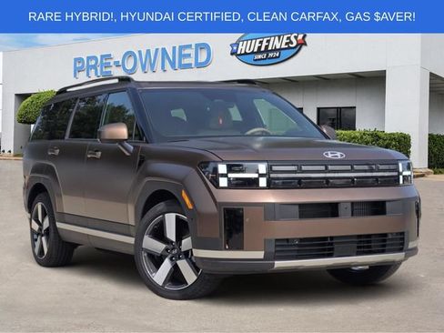 Used 2025 Hyundai Santa Fe Limited FWD image 1