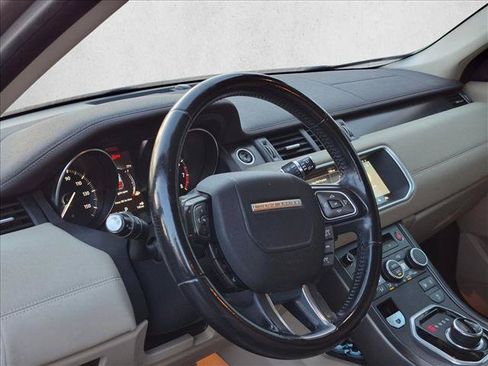 Used 2019 Land Rover Range Rover Evoque SE Premium AWD/4WD image 8