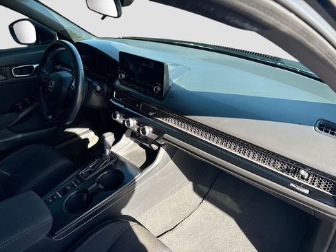 Used 2023 Honda Civic Sport image 27