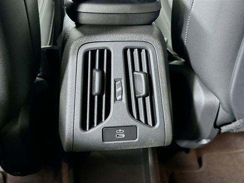 Used 2026 BMW X2 xDrive28i w/ Convenience Package image 18