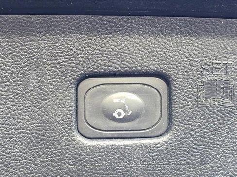 Used 2021 Ford Edge SEL w/ Convenience Package image 31