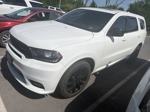 Used 2019 Dodge Durango GT w/ Blacktop Package AWD/4WD image 2
